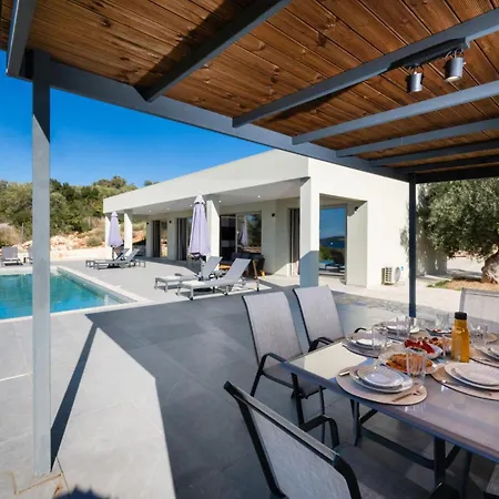 Vila Kristi By Vintage Travel *